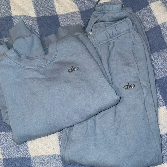 Celestial Blue. ALO accolade set - Picture 1 of 1